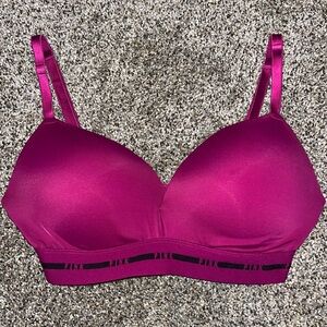 NWOT pink by victoria secret 34D bra